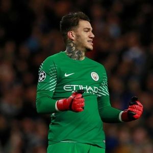 Meet your Posher, Diego